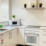 Flamenca Triana - Apartamento Wifi Con 2 Dormitorios 2 Sofas Camas 2 Banos